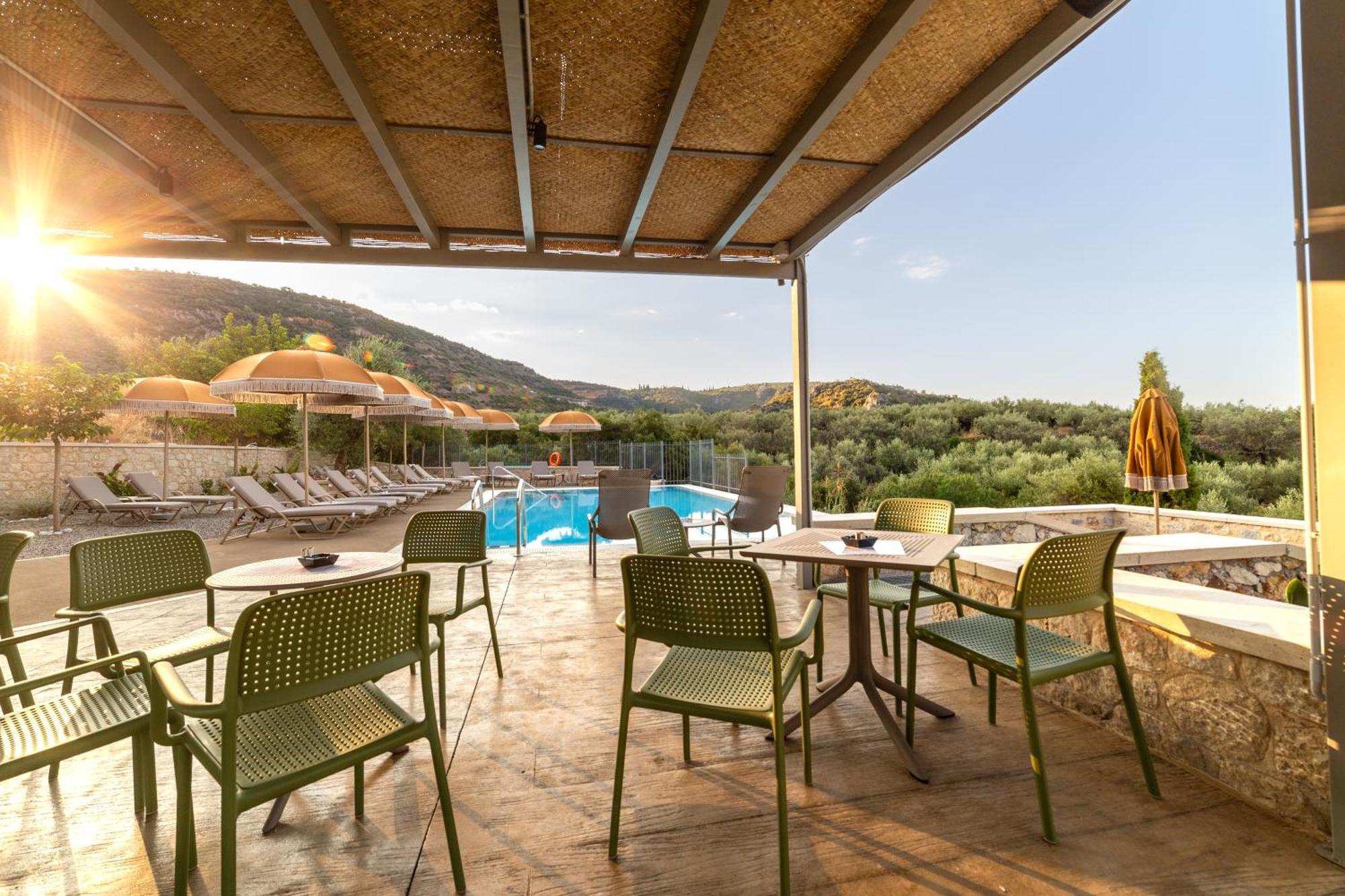 Olympia Zervea Studios With Pool - Apartment Кардамили Экстерьер фото